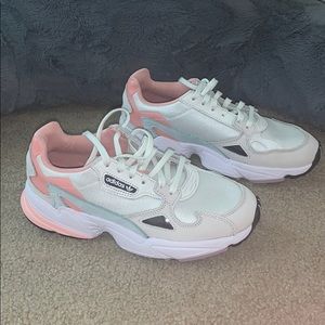 adidas falcons , nwot